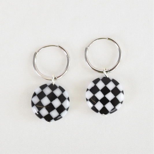 Small Black Gambit Hoops